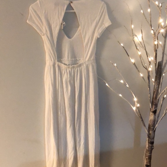 BNWT Free People Beach White Elegant Dress - Picture 9 of 11